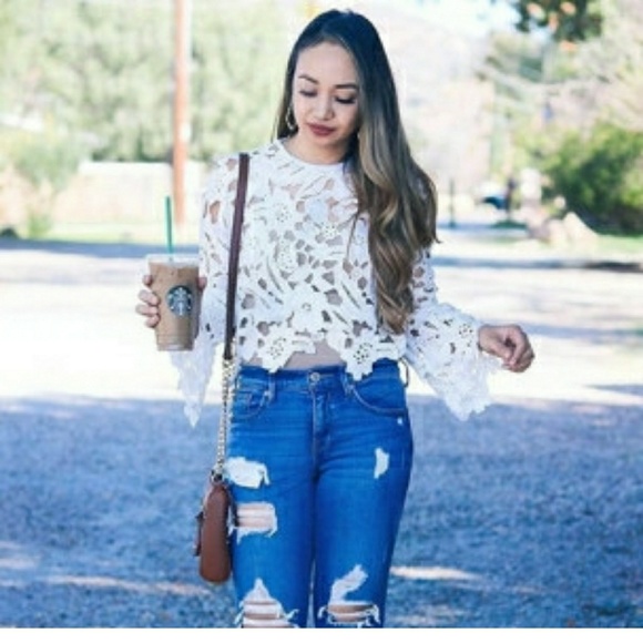 ⬇️VIVA | Hollow Out Flower Lace Top - Picture 8 of 8